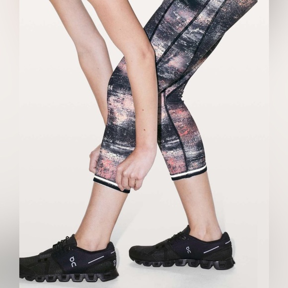 Lululemon Time To Sweat Crop 23” Leggings Azurite Poppy Coral Multi Sz 6 Rare - Picture 6 of 11